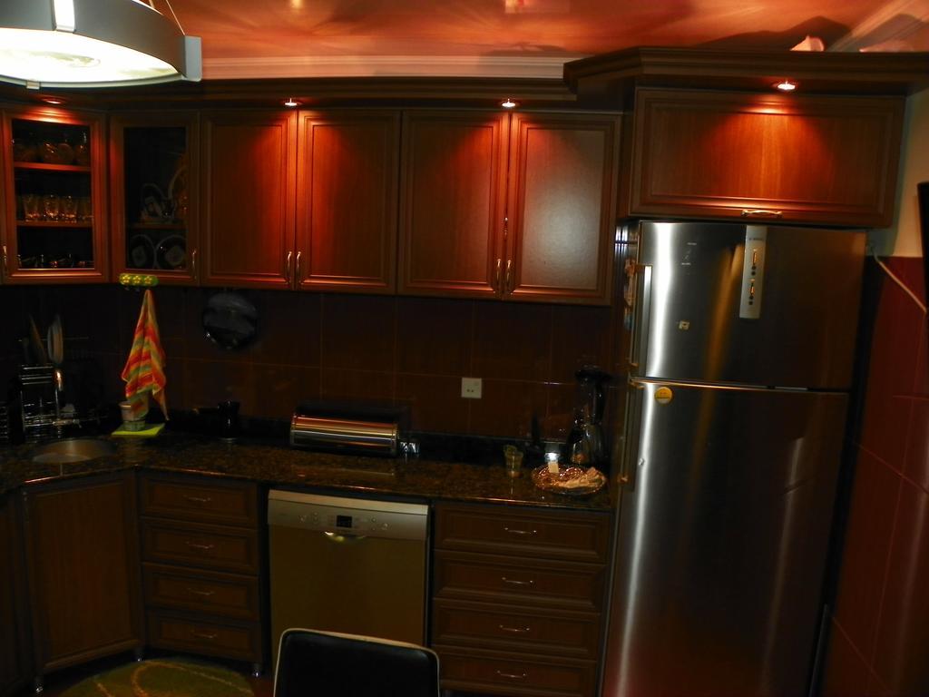 Apartment Rusudan Batumi Bilik gambar